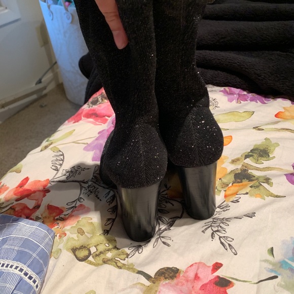 Kendall + Kylie Booties - Picture 6 of 6